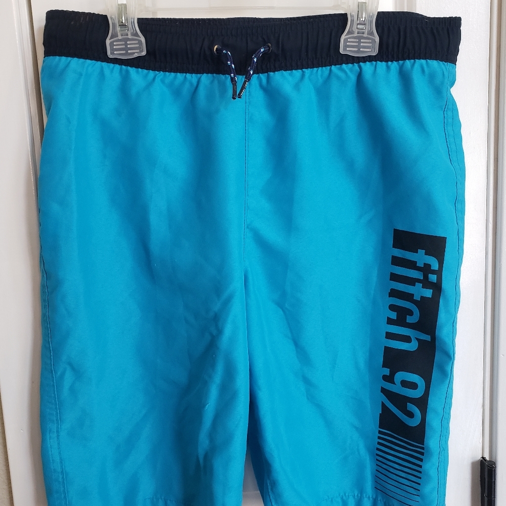 Size 15/16 - Picture 1 of 4
